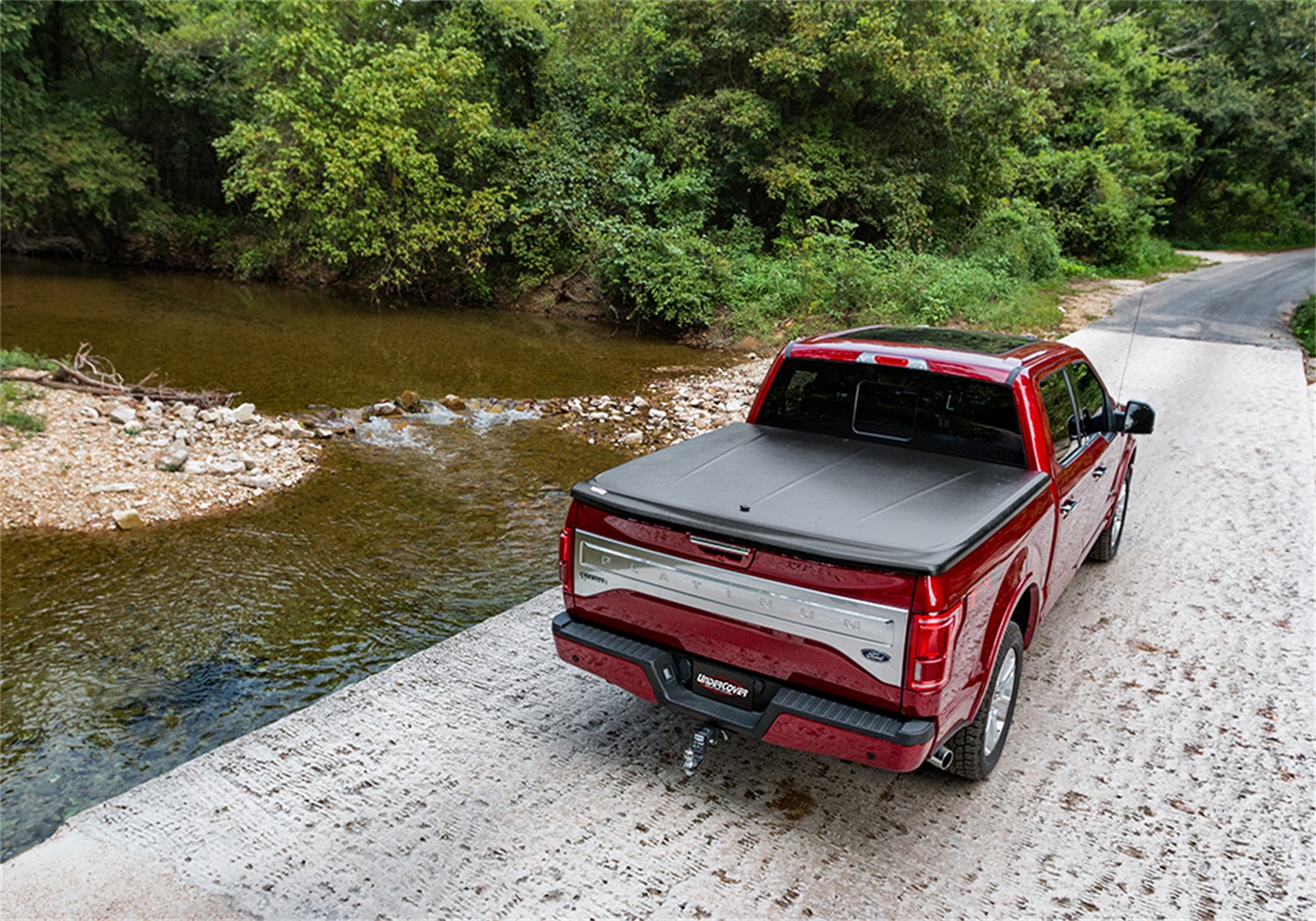 UC_SE_Ford_Red_01.jpg